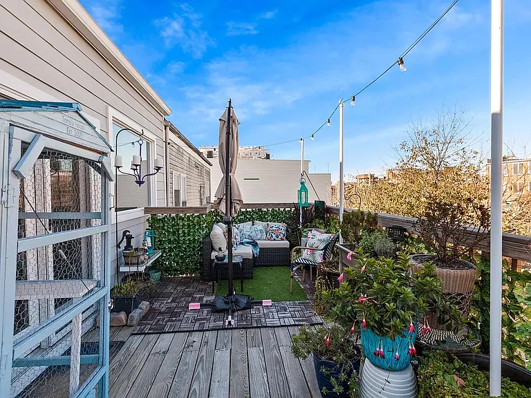 1830 I St NE #4 — Photo 15