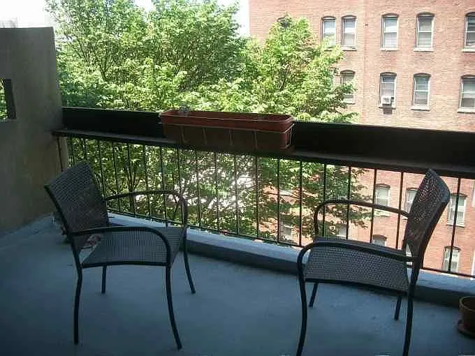 872 Massachusetts Ave — Photo 3