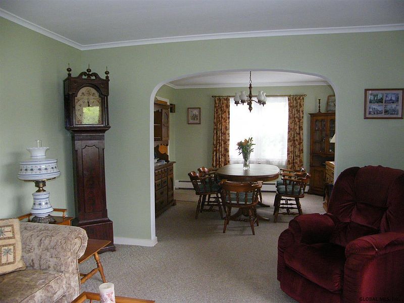 5th image of 1060 SPRING AV