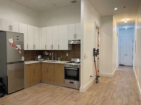 Rented by Carnegie Management Inc | media 3