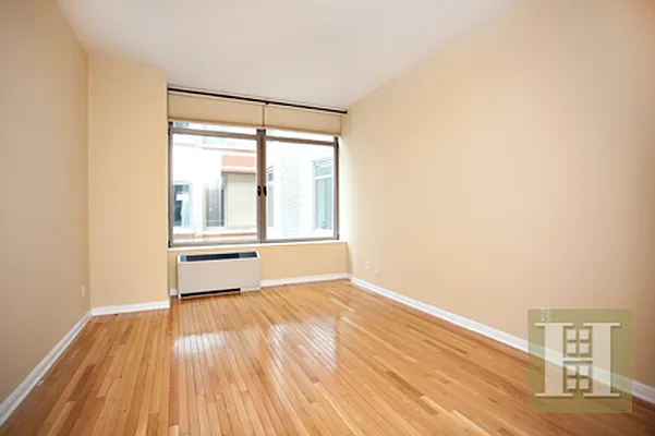 Rented by Halstead Real Estate | media 28