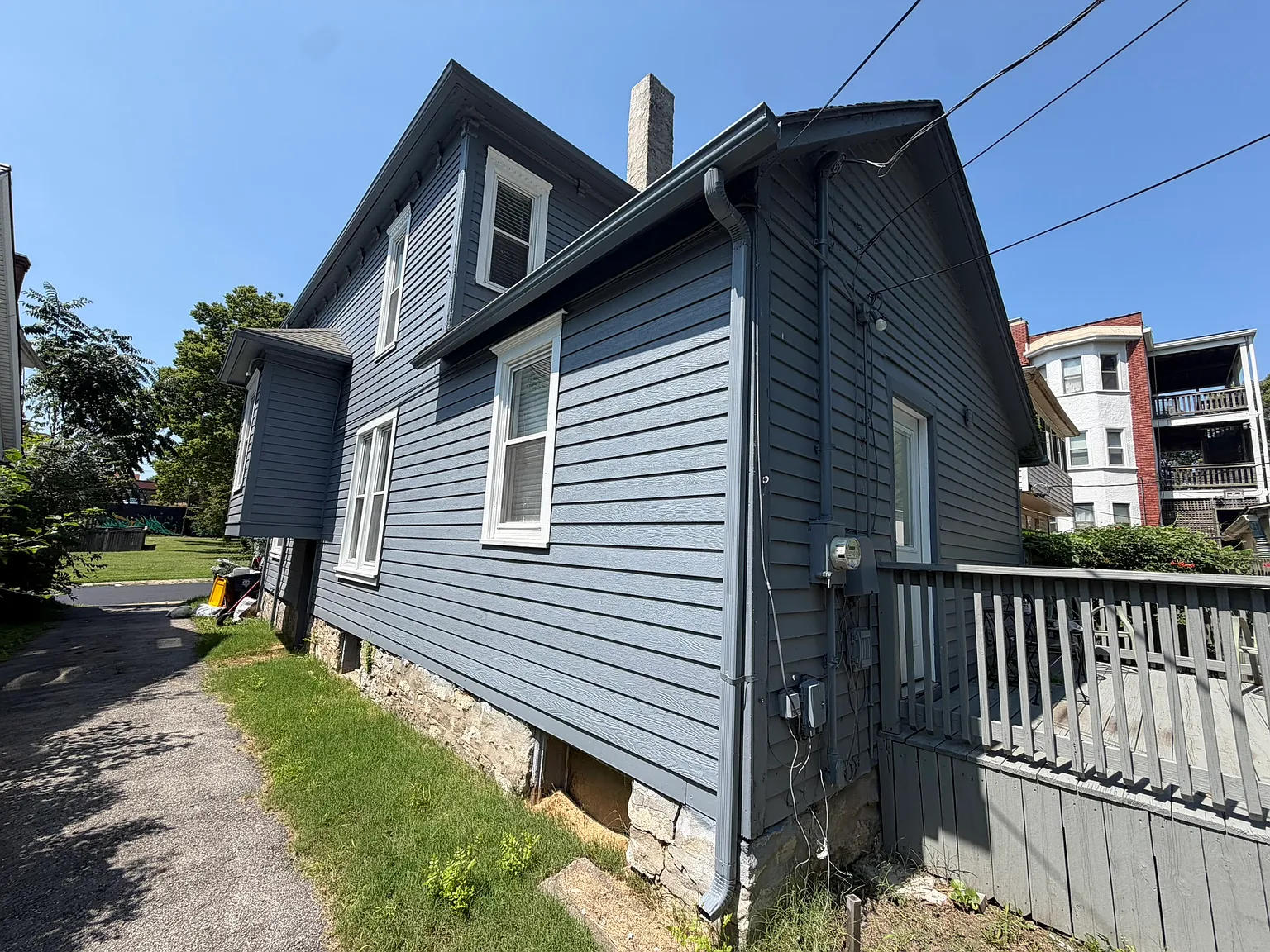 2 bed, 2.5 bath, 1646 sqft, $1,750 — Photo 4