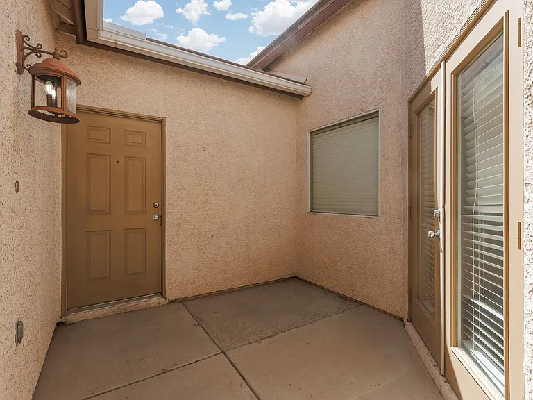 5432 Roaring Surf Dr — Photo 4