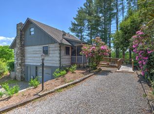 15 Mimi Mills Ln, Waynesville, NC 28785
