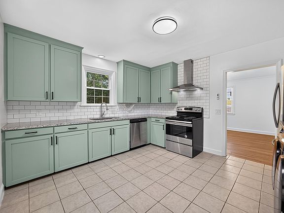 5th image of 3322 Covenant Rd