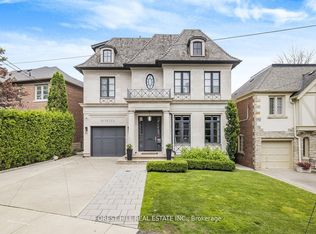19 Vesta Dr, Toronto, ON M5P 2Z4