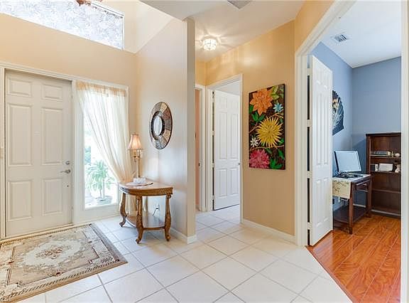 3rd image of 9318 Sun River Way