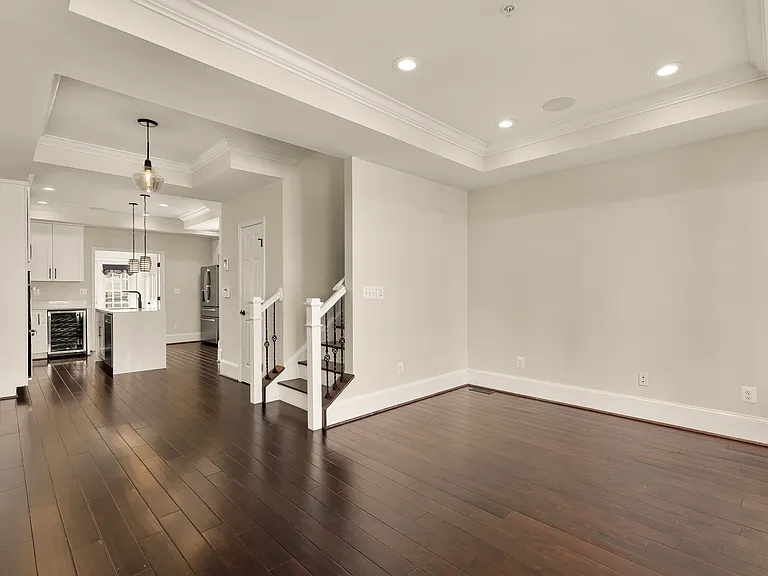 1609 Levis St NE — Photo 50