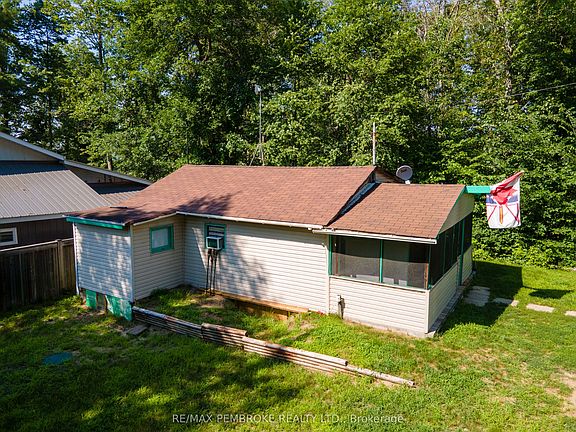 4th image of 19 B Moores Beach Rd