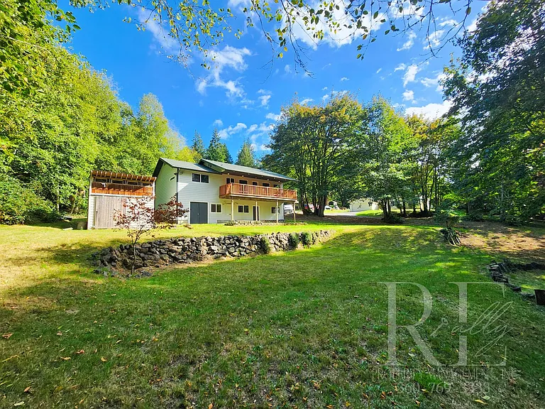 1928 NE Sipes Ln — Photo 32