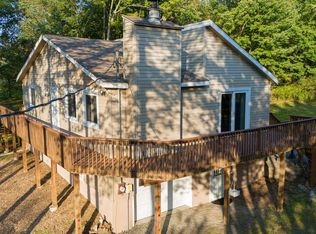 20 Windemere Ln, Lake Ariel, PA 18436