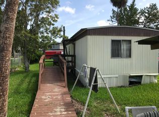 6186 Island Dr, Weeki Wachee, FL 34607