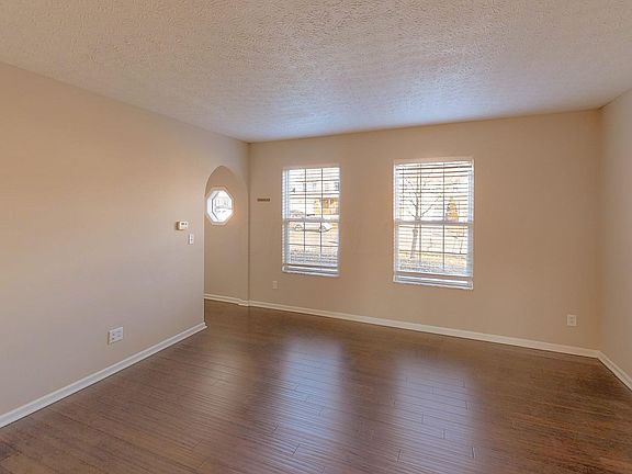 4th image of 7509 Swindon St