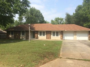 849 W Mel O Ct, Springfield, MO 65807