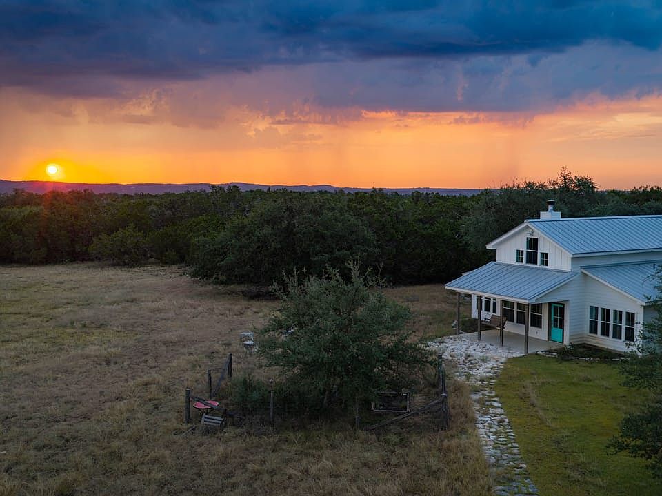 Deer Pasture Ranch 37 Acre Ranch For Sale Blanco County Image 1