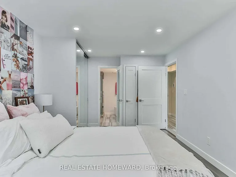 7 Carlton St #406 — Photo 19