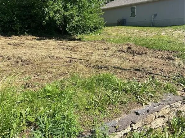 4023 Highland Ave, Kansas City, MO 64110