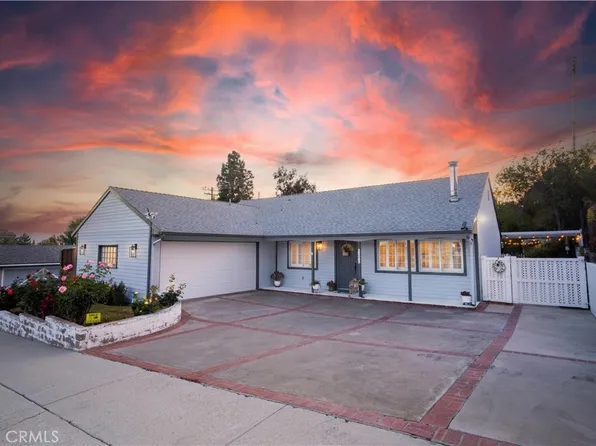 28083 Langside Ave, Santa Clarita, CA 91351