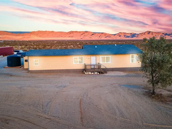 6846 N Mormon Flat Rd, Golden Valley, AZ 86413