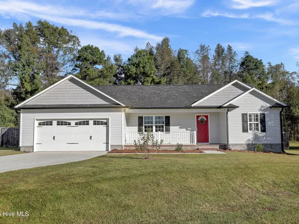 253 Deer Haven Drive, Richlands, NC 28574