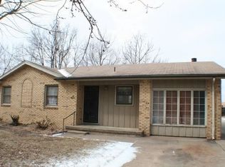 211 S Taylor St, Douglass, KS 67039