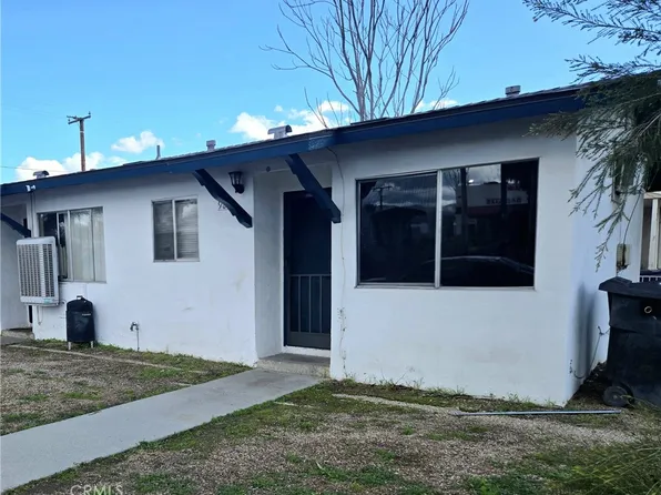 981 W Kimball Ave, Hemet, CA 92543