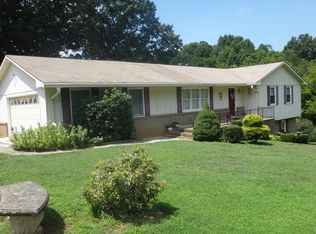 602 Sharon Dr, Statesville, NC 28625