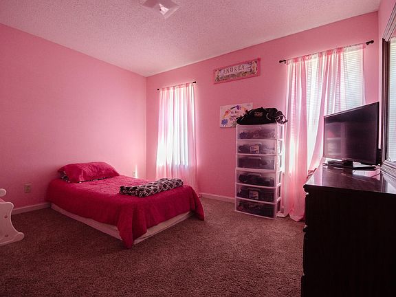 5th image of 116 Malone St