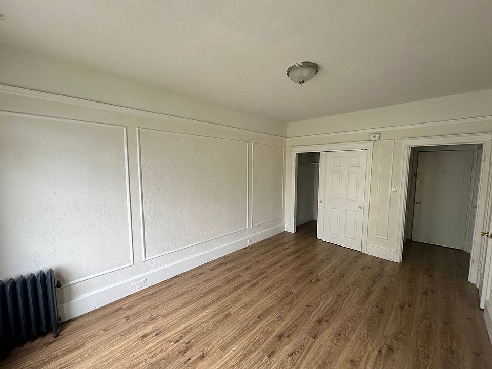 2nd image of 1050 Fell St APT 25