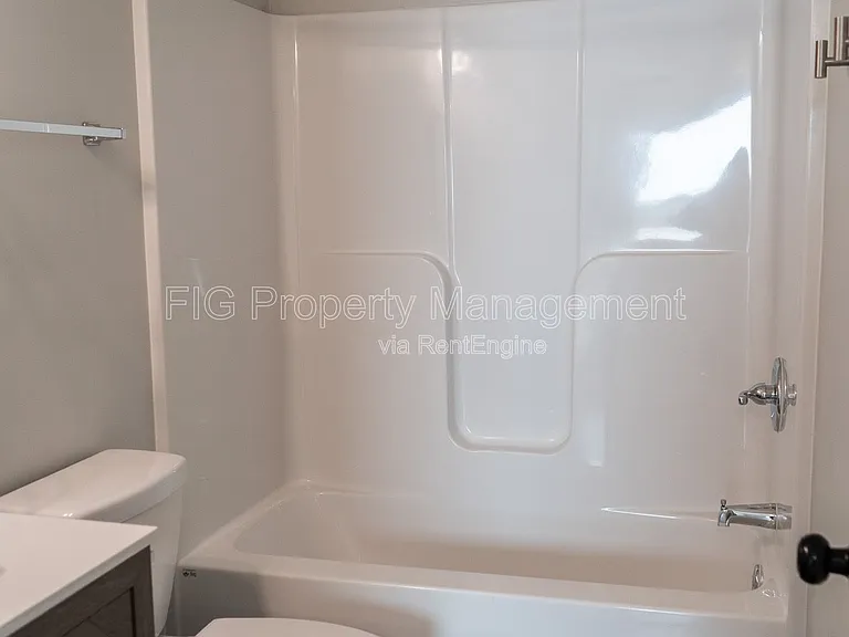 3225 Bikers Path Way — Photo 8