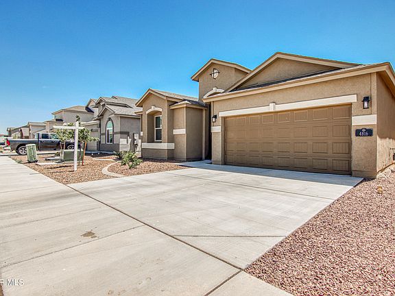 2nd image of 4816 Marisabel Azcarate St