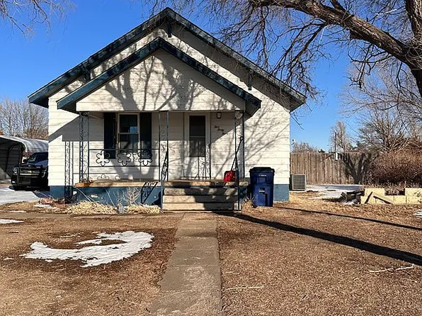 544 S Main St, Dighton, KS 67839