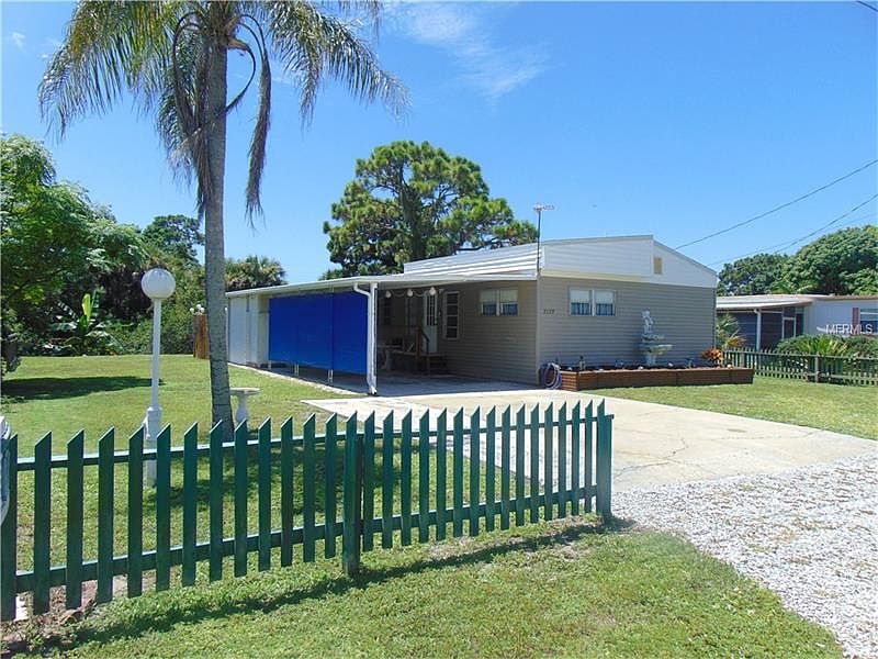 1st image of 2329 Brookwood Dr
