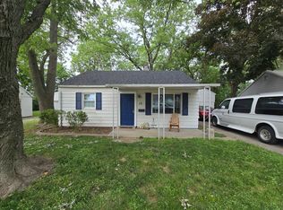 12 Sherwood Ct, Champaign, IL 61820