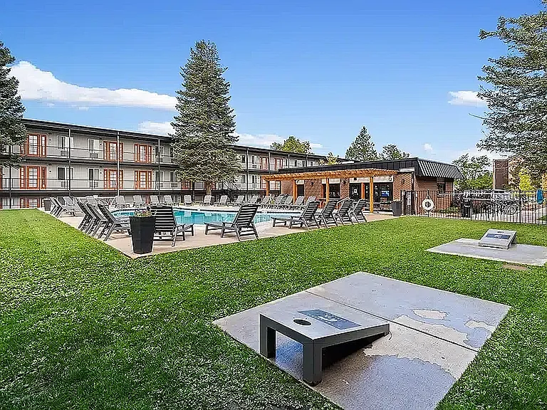 The Lodge Boulder — Photo 4