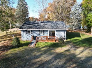 32169 Harold St, Colon, MI 49040