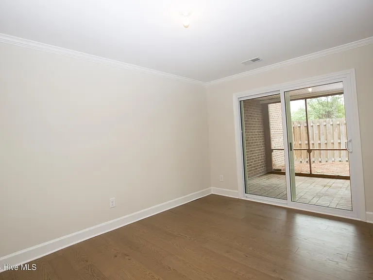 131 Racquet Ln — Photo 62