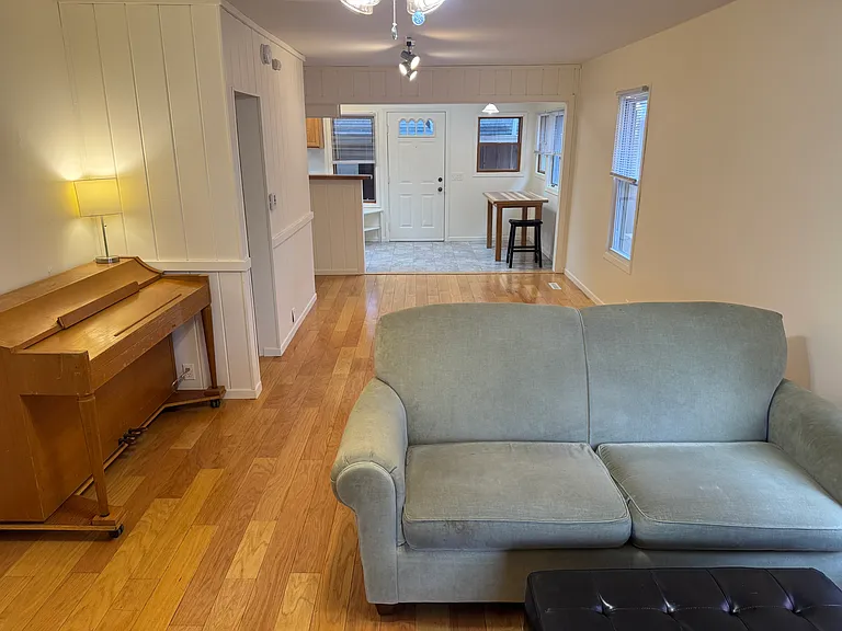 2835 Hoard St #1 — Photo 13
