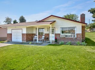 1008 W Fremont Ave, Selah, WA