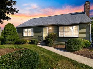 29 Aylesbury Cir #29, Madison, CT 06443