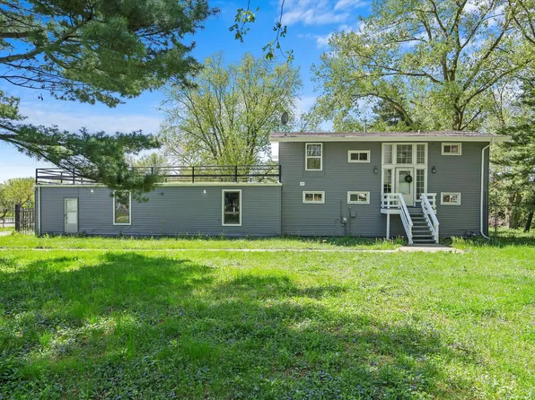 25538 S Klemme Rd, Crete, IL 60417