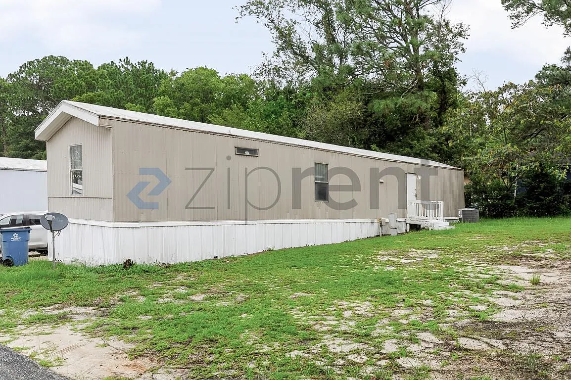 2 bed, 860 sqft, $975 — Photo 2