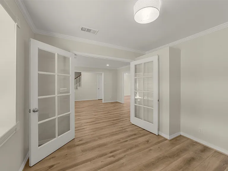 14915 Chadbourne Dr — Photo 7