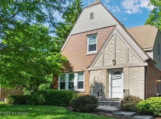 6914 N Kolmar Ave, Lincolnwood, IL