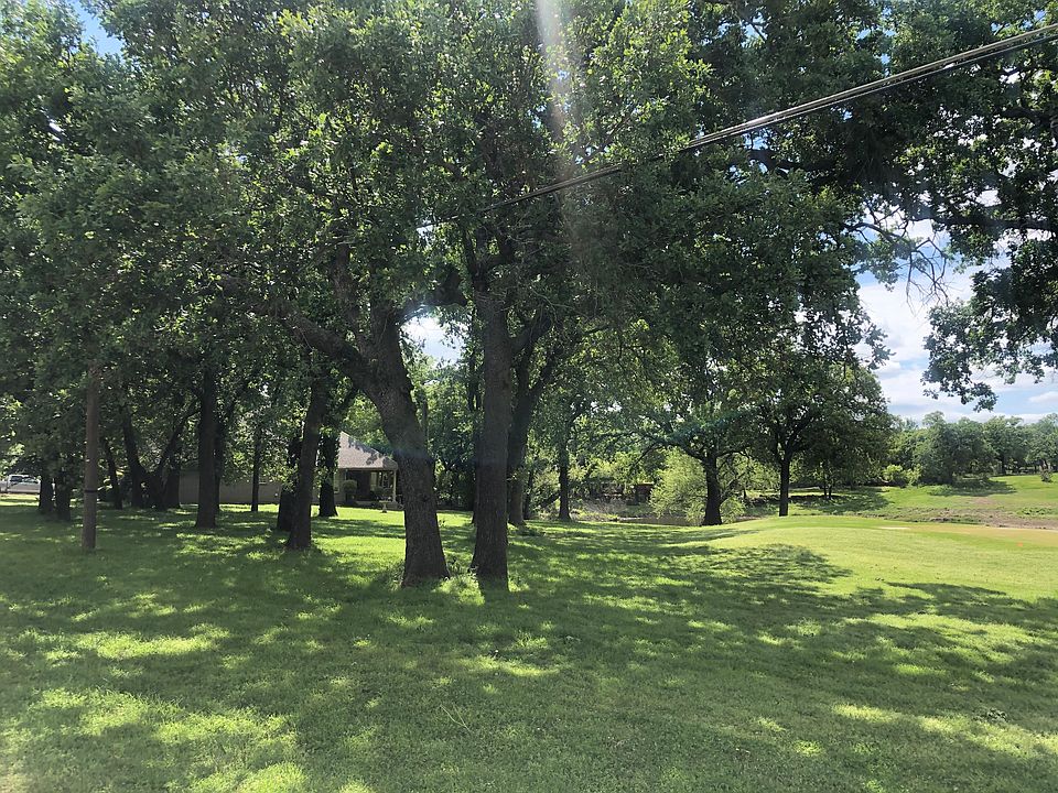 2nd image of 107 Hastings Dr