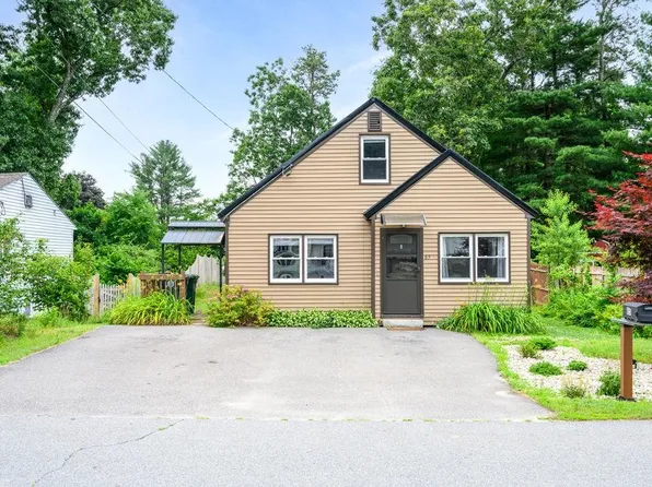 85 E Hobart Street, Nashua, NH 03060