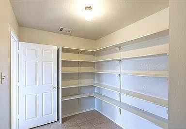 3rd image of 4706 Causeway Ct