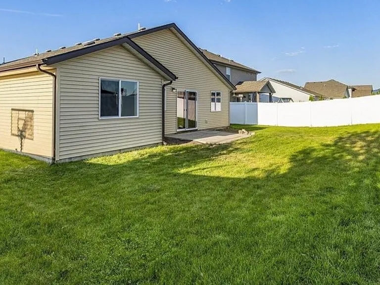 4662 W Tramore Dr — Photo 23