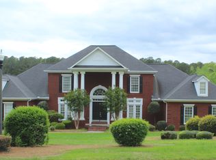 165 Emerald Lake Dr, Fayetteville, GA 30215