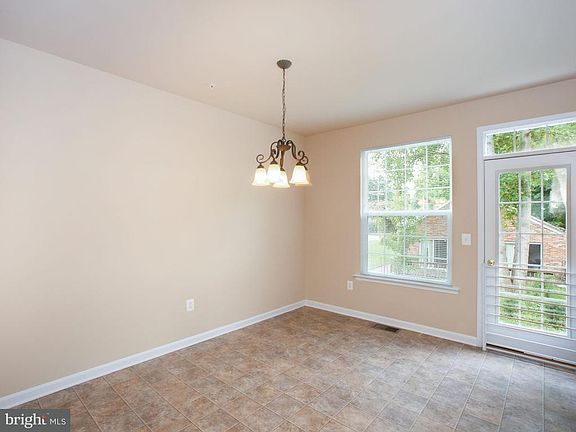 5th image of 8314 Cassidy Ct